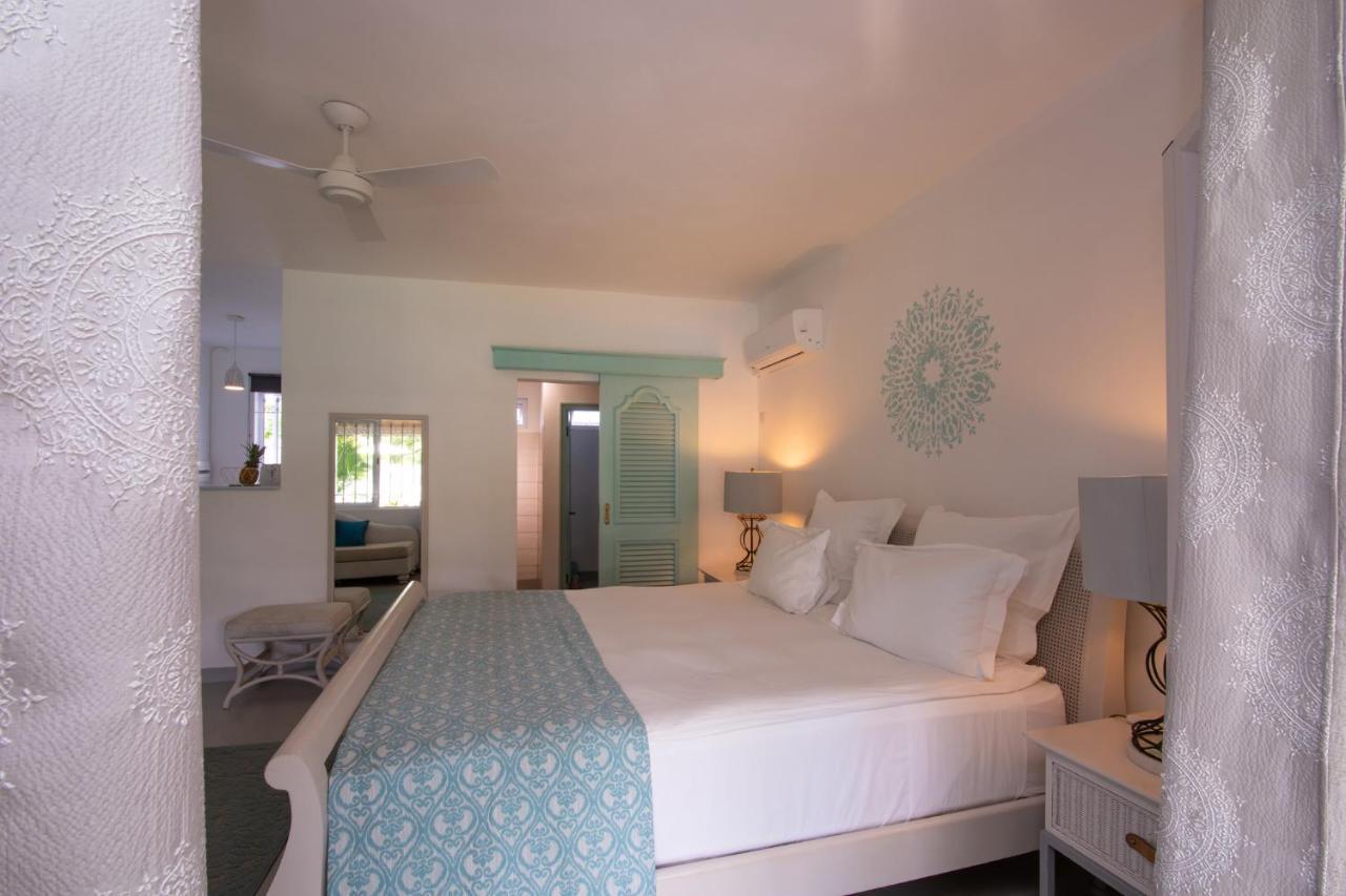 Le Mandala Moris Guesthouse Pointe Aux Canonniers Grand-Baie Exterior photo