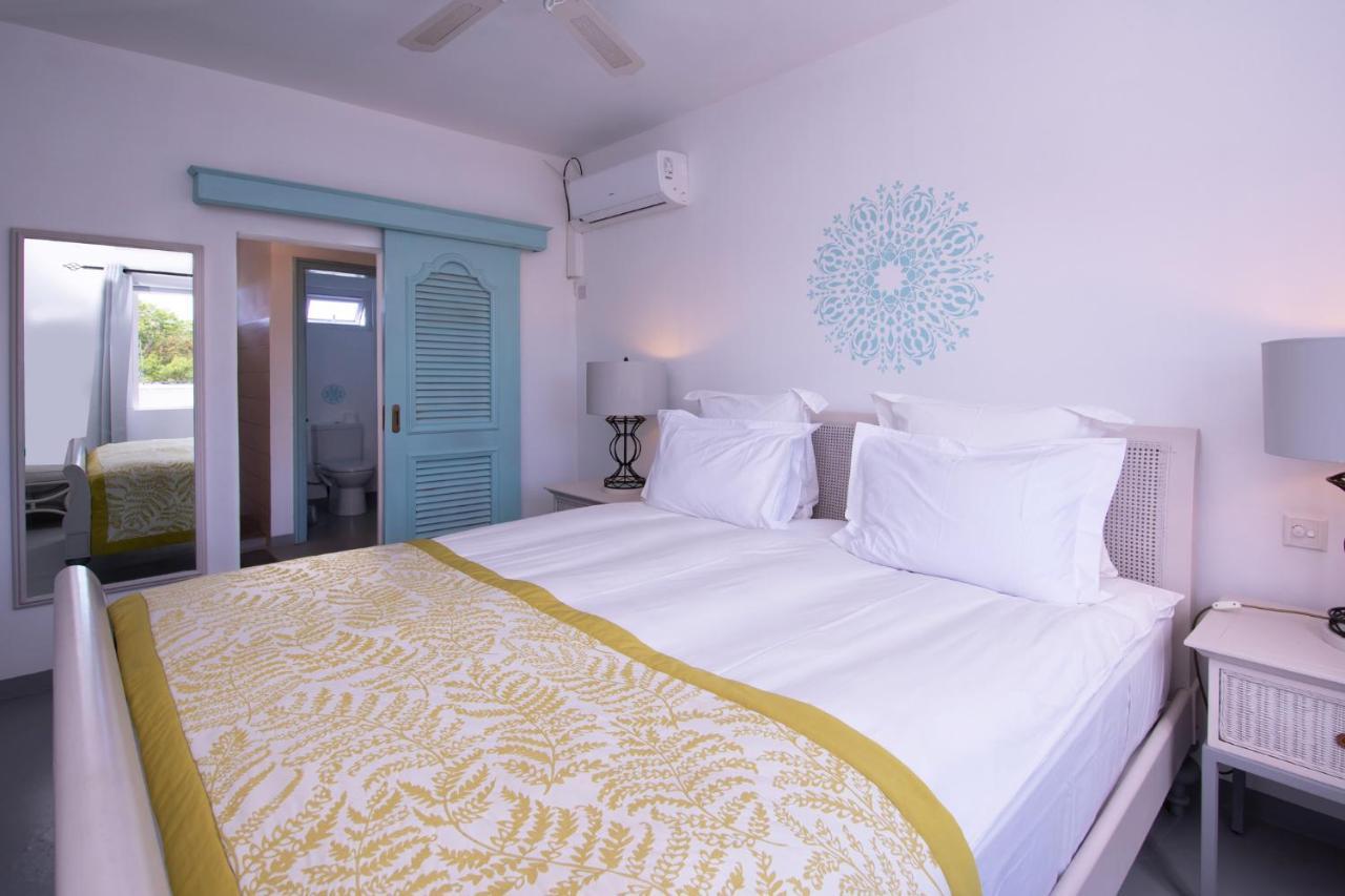 Le Mandala Moris Guesthouse Pointe Aux Canonniers Grand-Baie Exterior photo