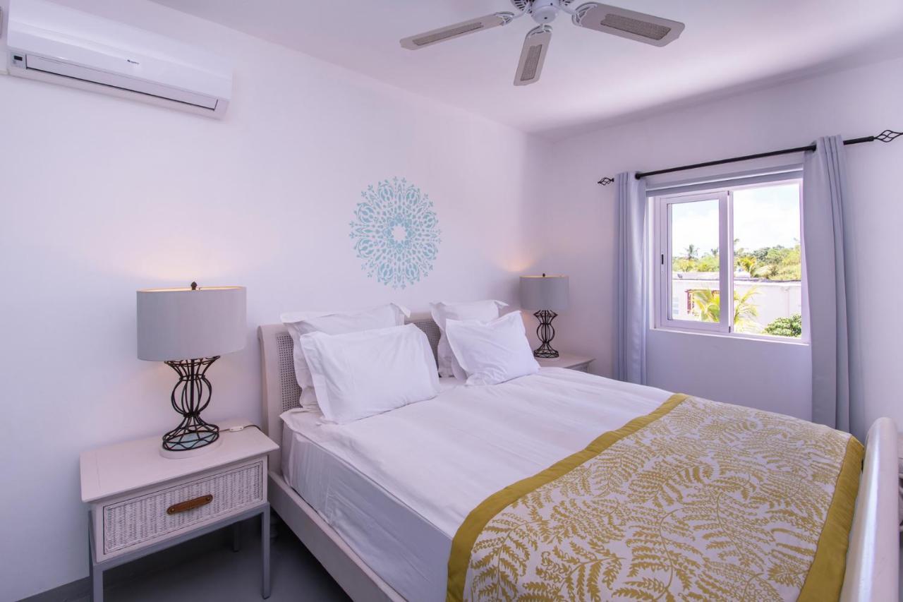 Le Mandala Moris Guesthouse Pointe Aux Canonniers Grand-Baie Exterior photo