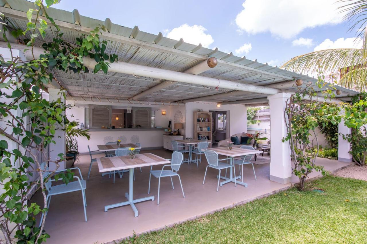 Le Mandala Moris Guesthouse Pointe Aux Canonniers Grand-Baie Exterior photo