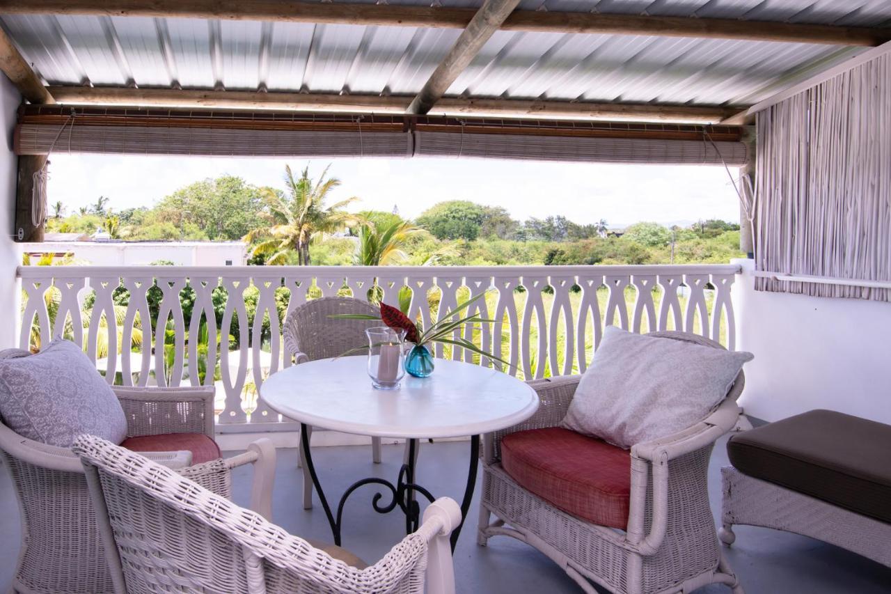 Le Mandala Moris Guesthouse Pointe Aux Canonniers Grand-Baie Exterior photo