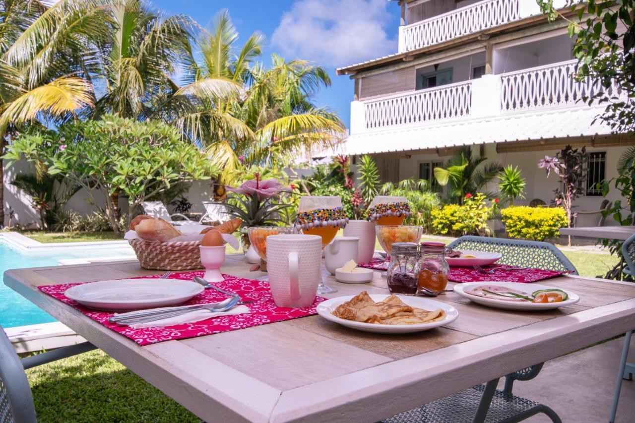 Le Mandala Moris Guesthouse Pointe Aux Canonniers Grand-Baie Exterior photo