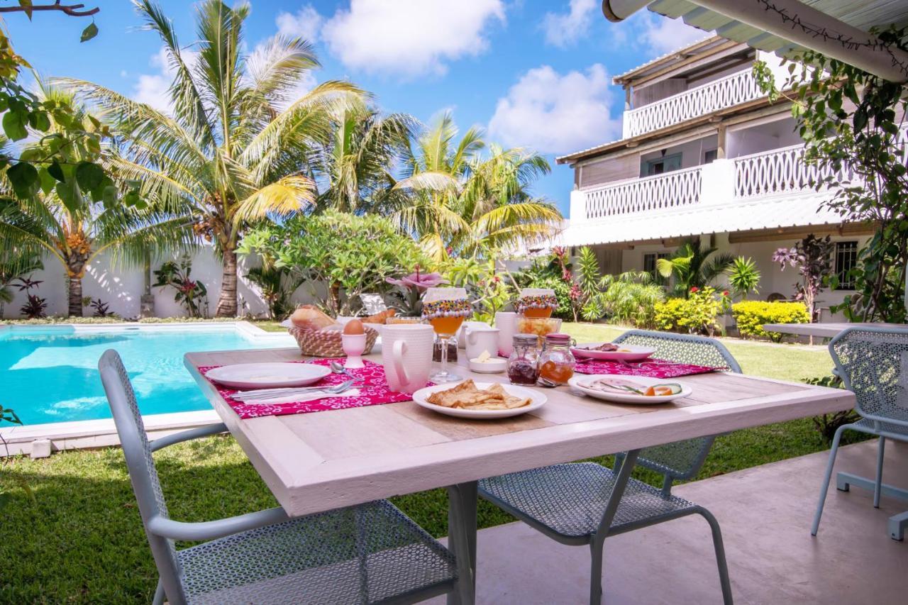 Le Mandala Moris Guesthouse Pointe Aux Canonniers Grand-Baie Exterior photo