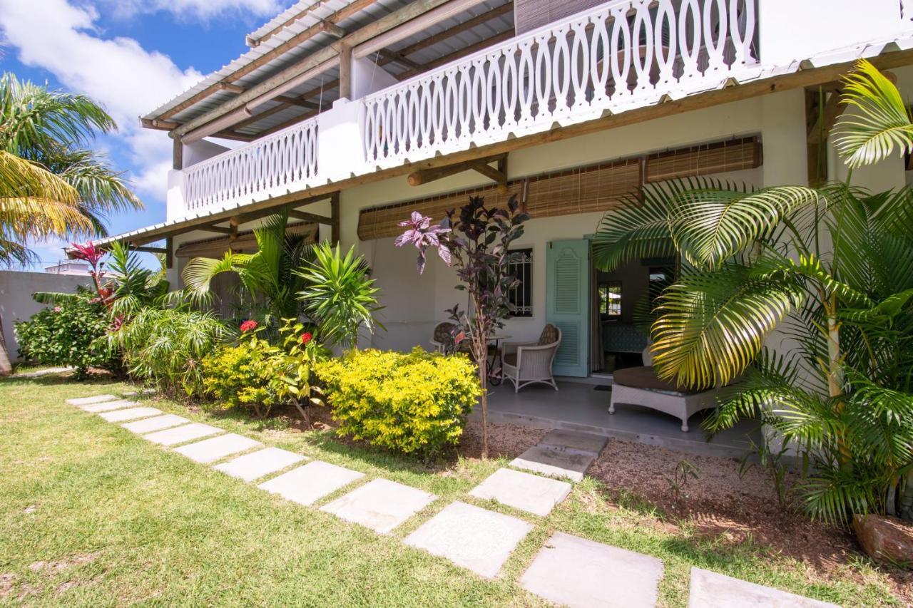 Le Mandala Moris Guesthouse Pointe Aux Canonniers Grand-Baie Exterior photo